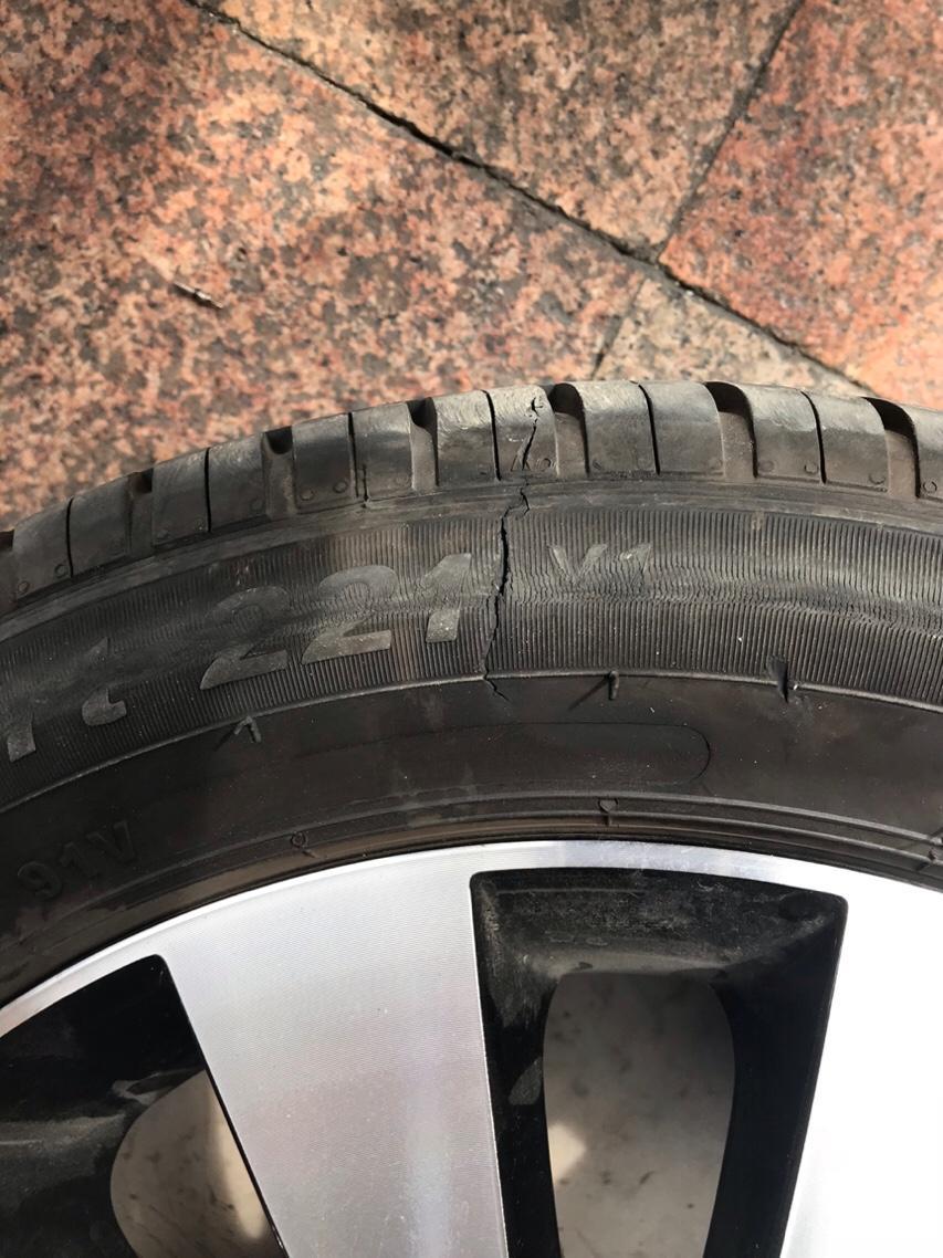 看图，速腾轮胎这个样子了还可以补吗？还是直接更换新轮胎。唉……新车啊！