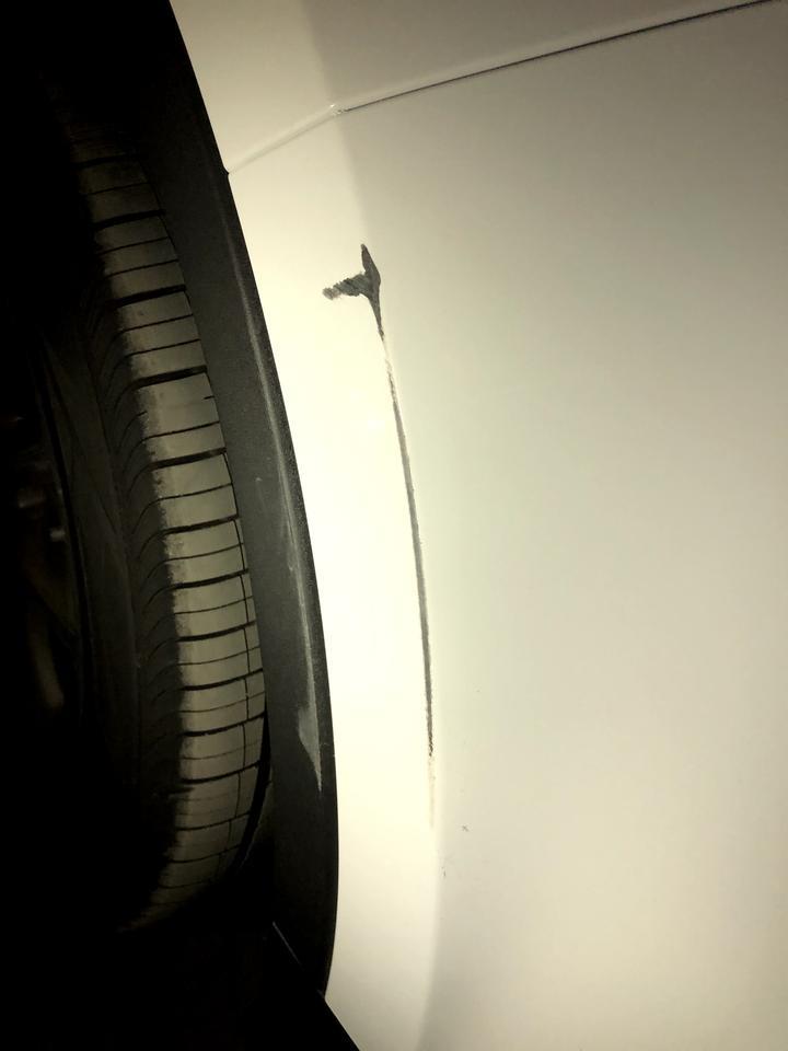 博越-新买的车，短时间内不补漆会生锈吗？