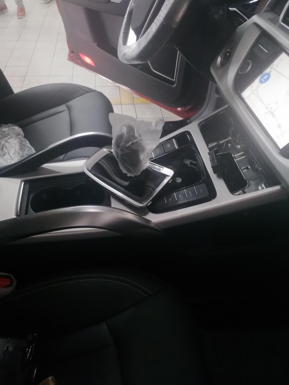 博越-挡杆异响怎么解决啊？？之前换了个挡杆总成，现在又开始了。。烦