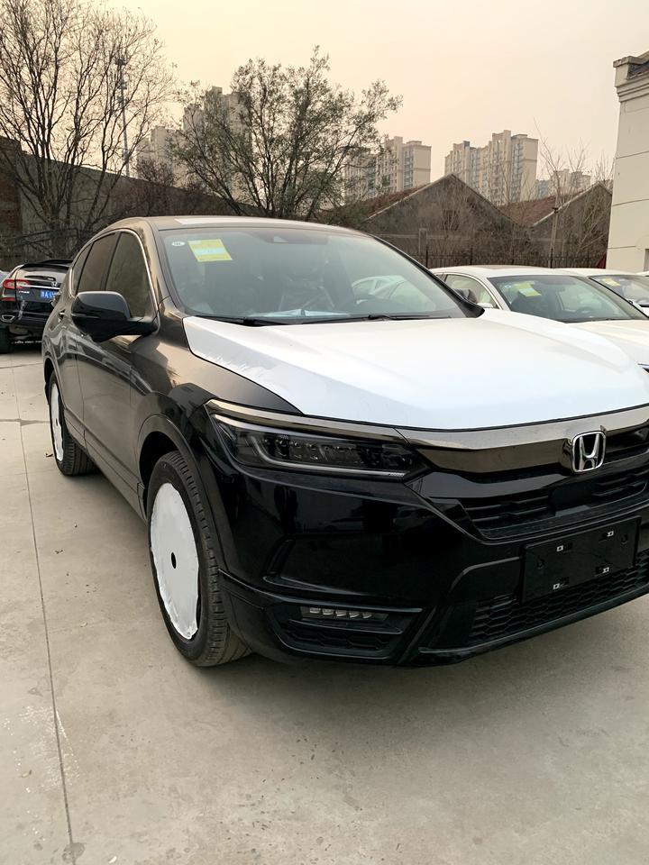请问皓影 汽油240cvt 豪华版 豪华版 配置说单项远程启动， 能手机远程启动吗 手机远程启动吗