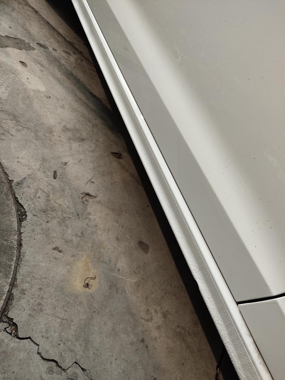 宝来下面烤漆都是这样吗？