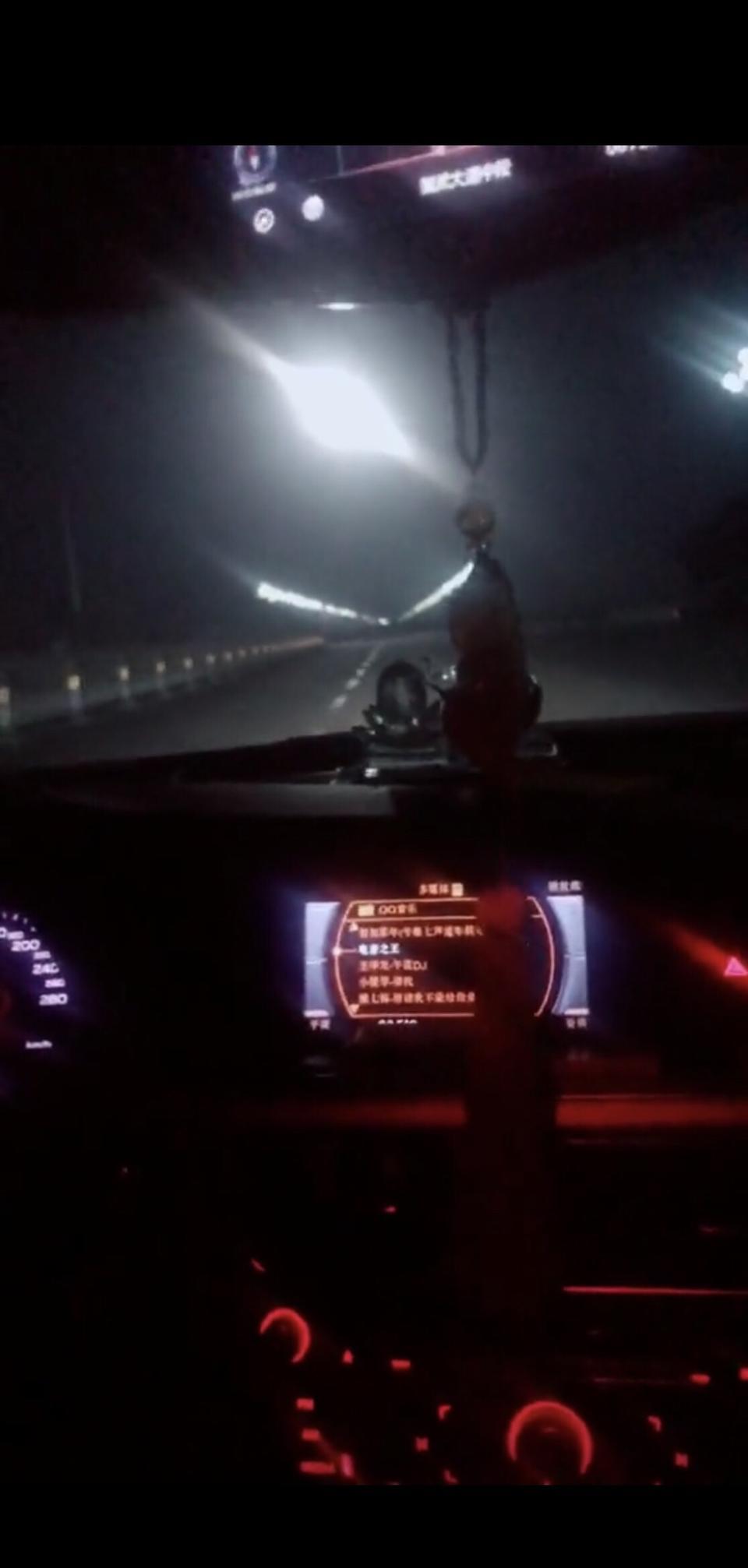 帕萨特-我想问一下这是哪款车。 什么车型