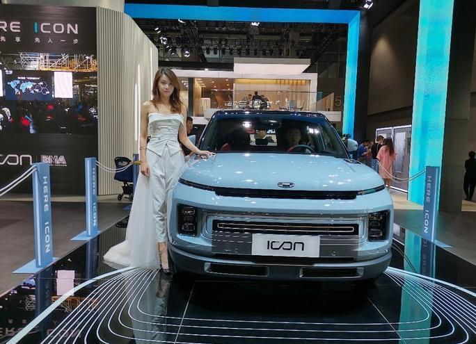 吉利icon-icon 能分期吗? 报价十三万多 加上购置税 保险落地有多少?有优惠没