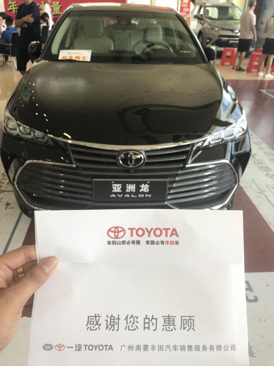 亚洲龙-请问一下各位大神豪华双擎那个版本解锁车辆的时候那个倒后镜会有亮灯这个功能的吗？自己买个轮毂后备箱能正常放得下吗？还有我想改个亮灯的迎宾踏板，内氛围灯，这对车子有影响的吗？因为有朋友说双擎车最好不要乱动有关电线路的东西，怕有问题，所以还在纠结中，知道的告诉下，谢谢。