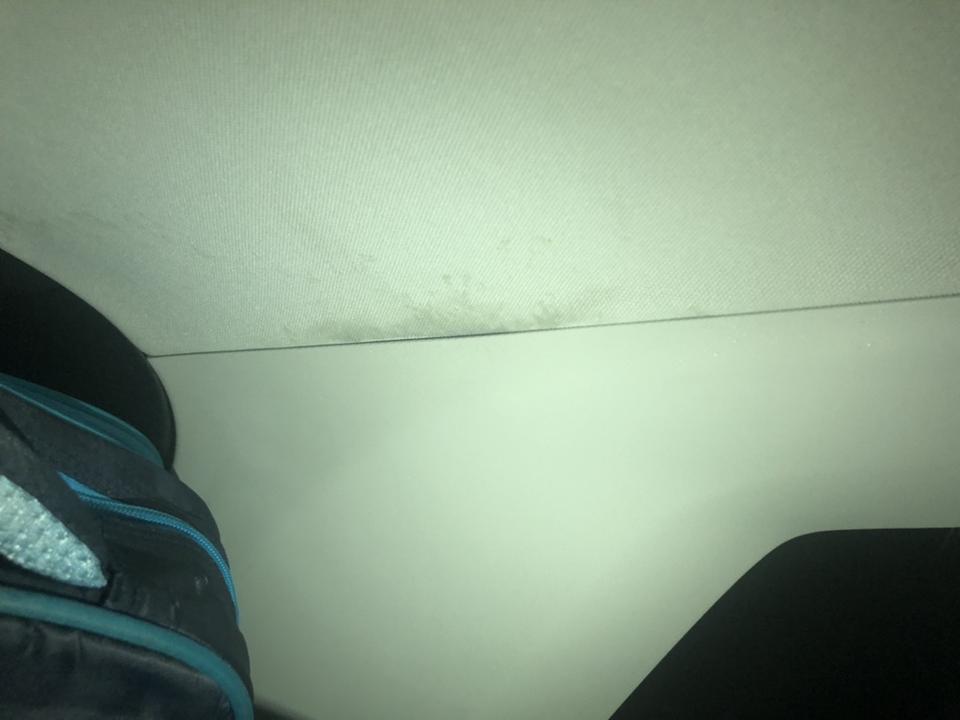 有没有探岳车主发现天窗漏水的问题。