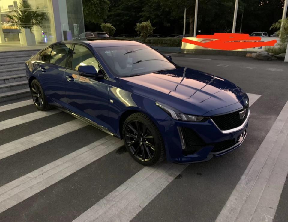 凯迪拉克ct5-这货加满一箱油能跑多少公里啊 不希望经常跑加油站 车主快来解答