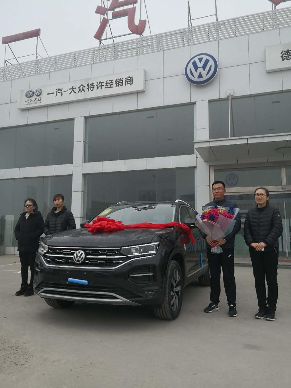 探岳330两驱豪华版的胎压监测在哪里？我咋找不到啊，哪位大神给说一下????