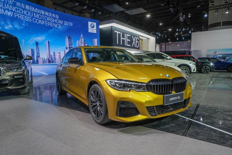 凯迪拉克ct5-世纪大难题：325i  VS  CT5
坐标广州，女生，平时代步上下班，偶尔省内游.上下班距离9公里.第一辆车.不希望后期养车成本太高.驾驶风格：比普通女生激进一点.