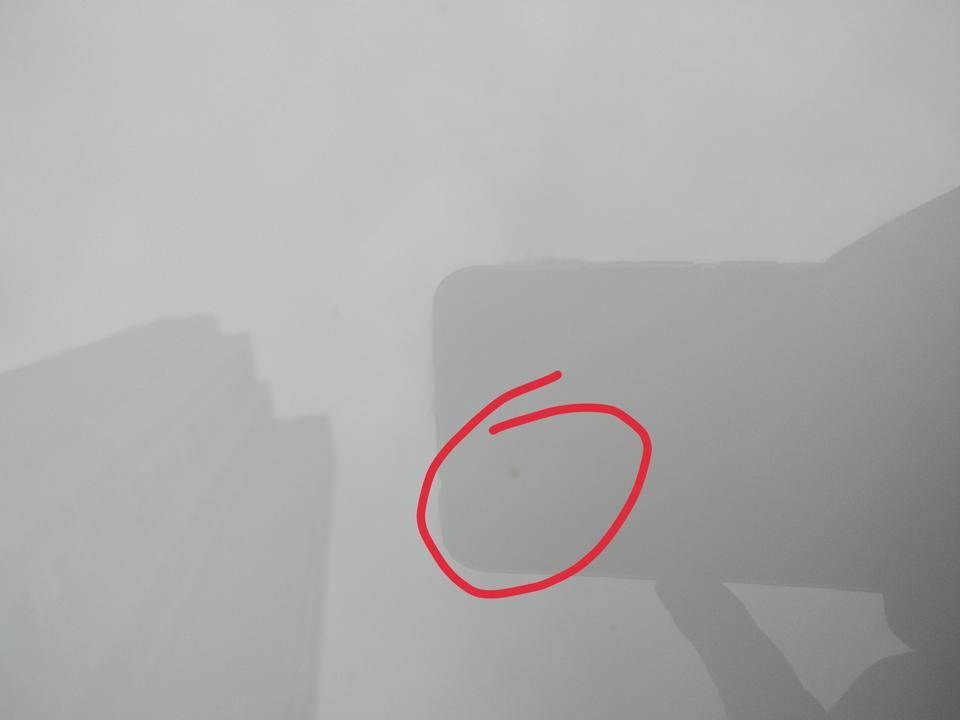 迈锐宝xl-提车时下雨4s店做的车身镀晶  让半个月不要洗车，昨天洗车发现车漆上有的黄点洗不掉看着好像是在车漆里面，是不是在镀晶层和车漆的中间，镀晶的时候没有清理干净？这个情况怎么处理啊