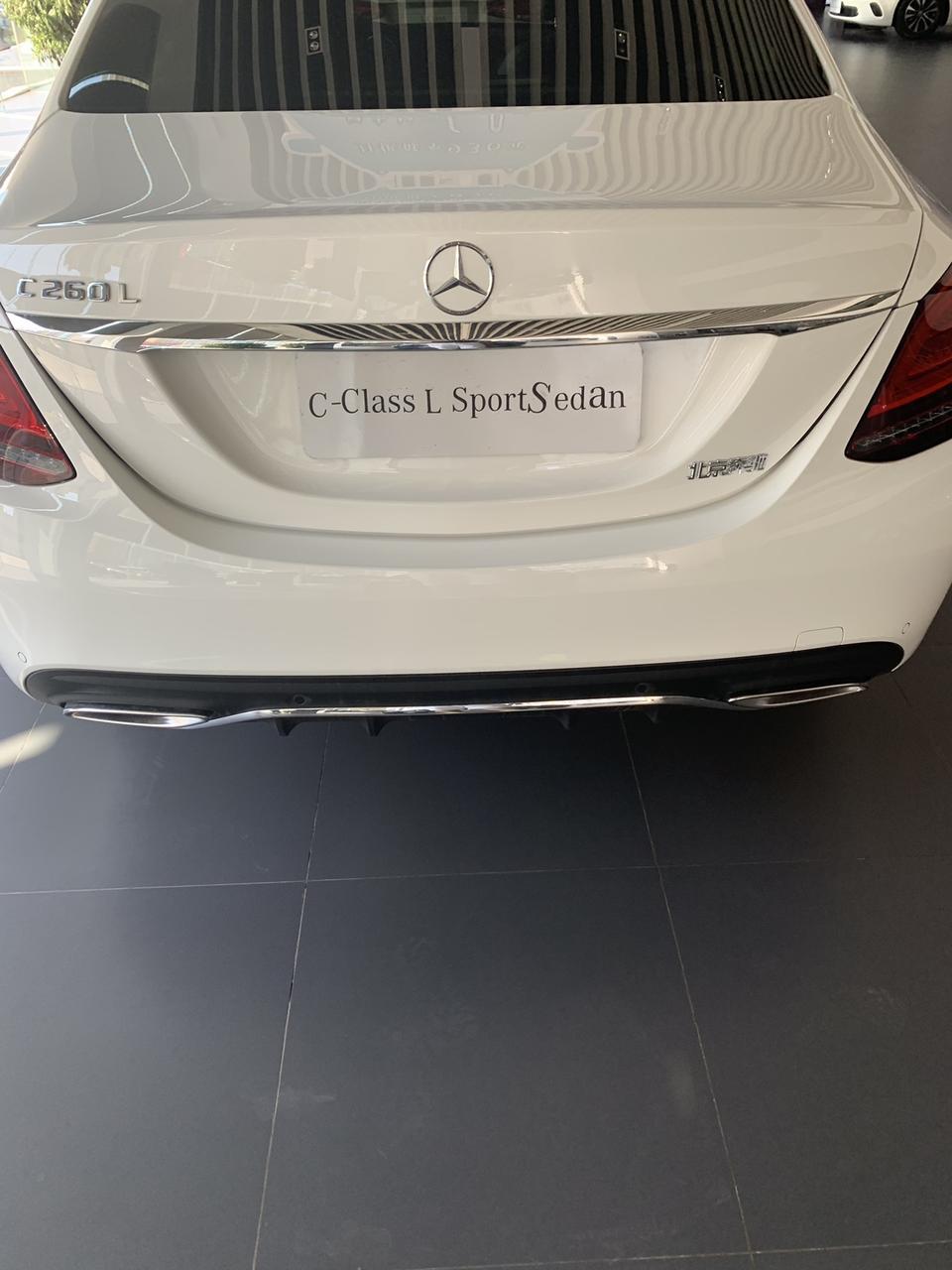 奔驰c级-刚定一台c260运动，裸车30.5万，还没买贵吧