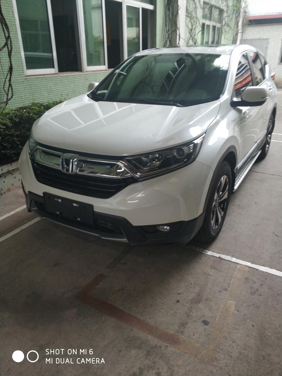 本田cr-v-请问19款舒适版后雾灯有几个，我的只有一个会亮的