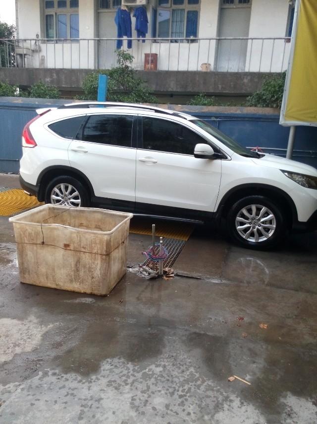 本田cr-v-我的CRV2013经典版，2013年买的，到现在6年一直是常规保养(机油机滤），变速箱油有必须换吗？我车子开起来一切正常的！