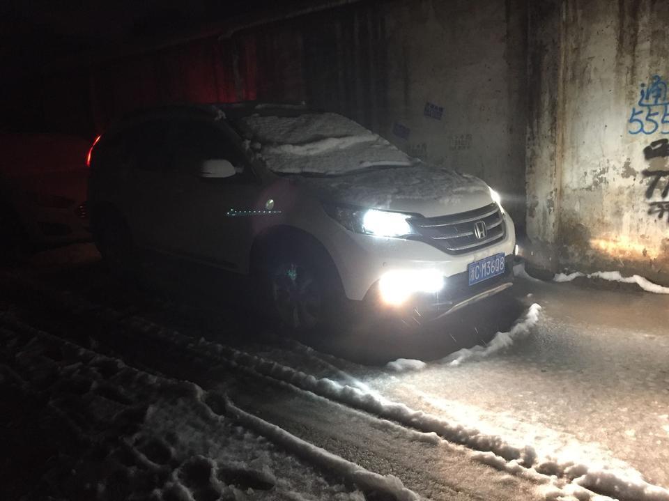 本田cr-v-12款你们的油过耗多少，加一箱油可以跑多少公里？我的市区450公里，高速580-610，车子5年了，9万公里了，一直92正常保养