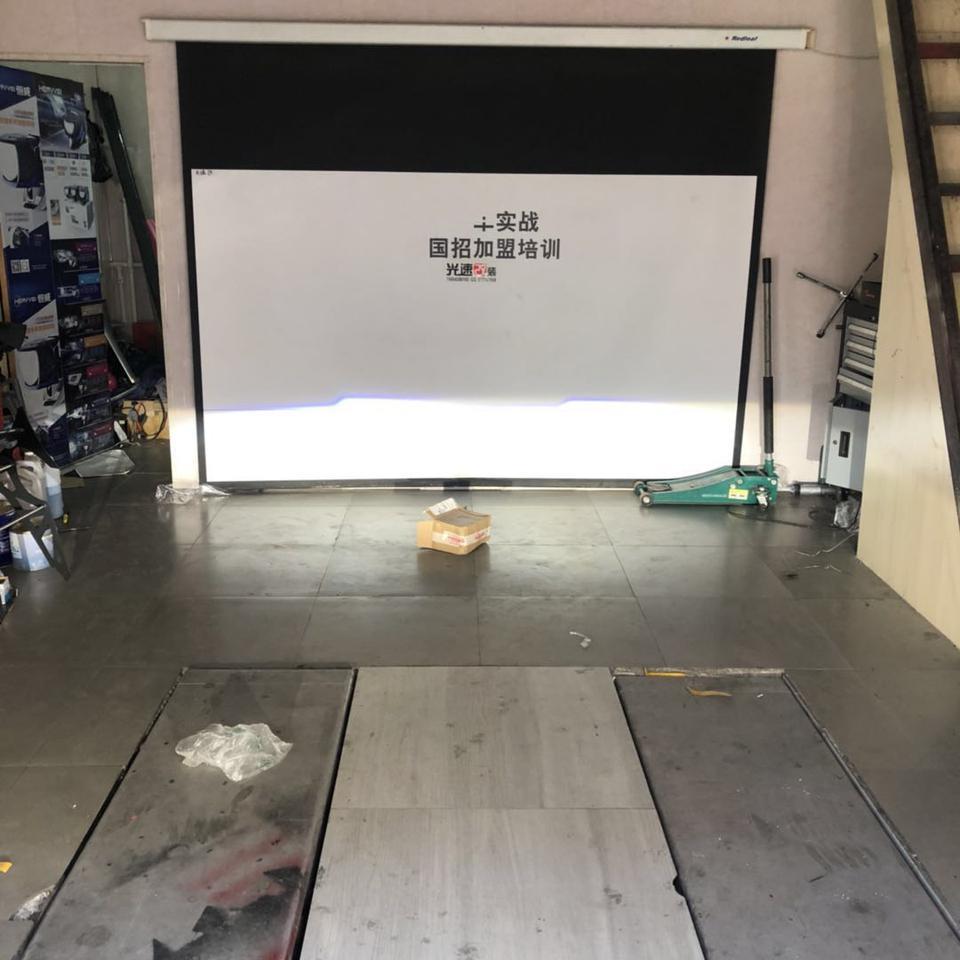 奥迪a3-汽车灯光不够用怎么办？怎么解决才能给自己夜晚行车增加一份安全的保障？