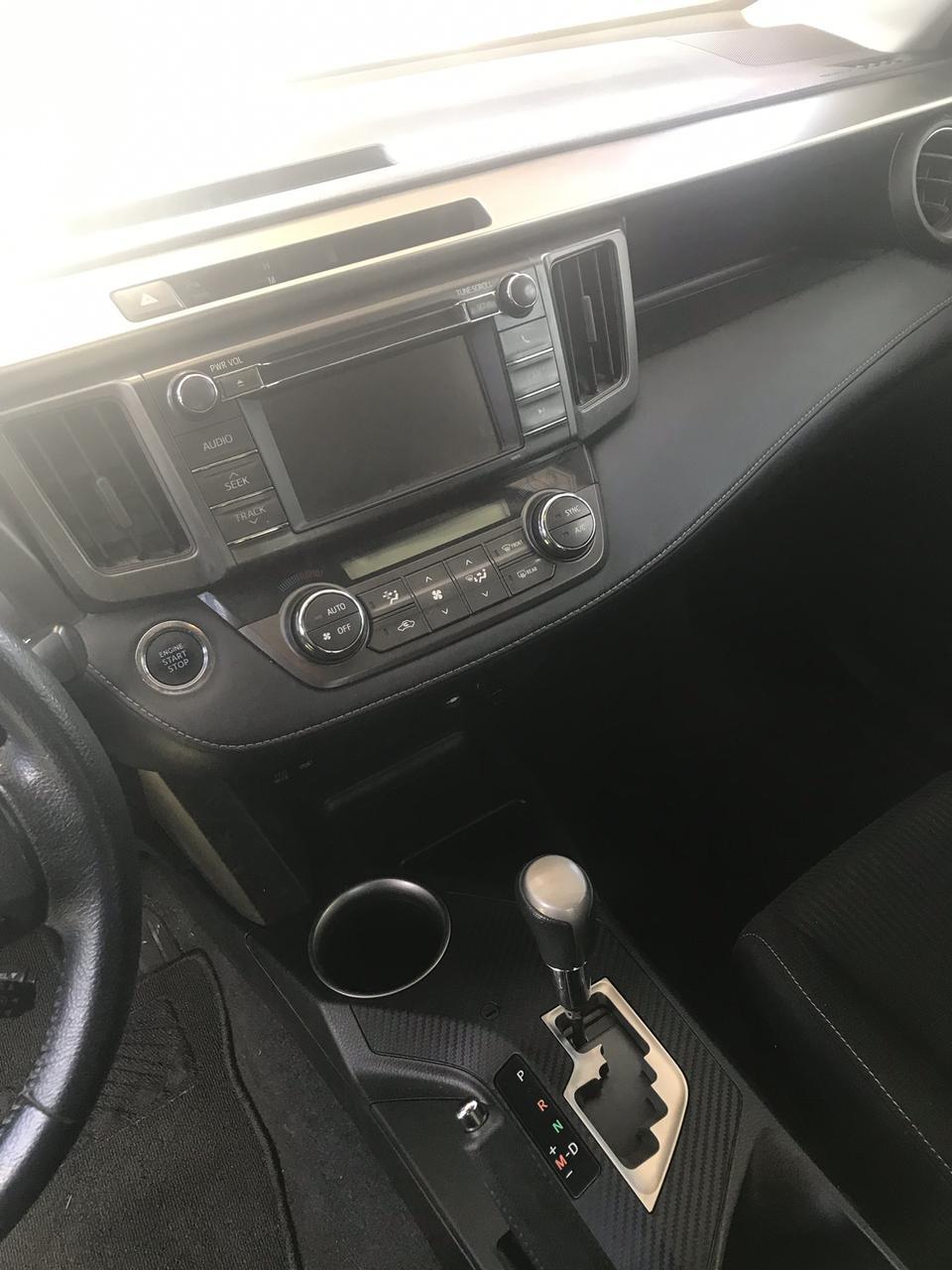 rav4荣放-请各位帮我看看这是哪一款的荣放。