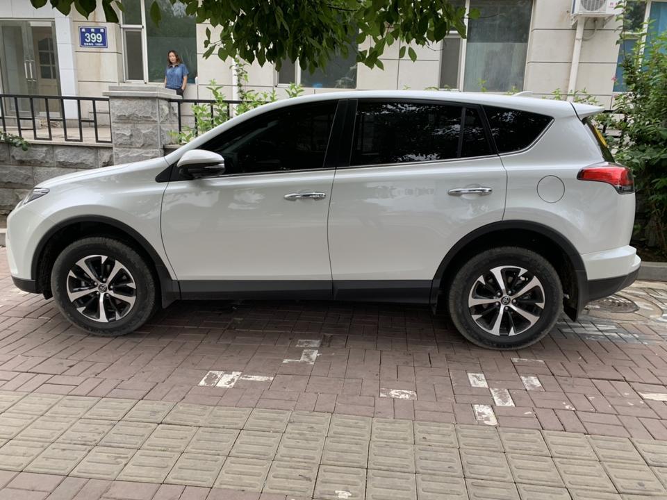 rav4荣放-请问各位大佬丰田RAV4 车辆型号是 CA64622XME5 是哪款什么版的车 本人小白 麻烦各位大佬解答啦