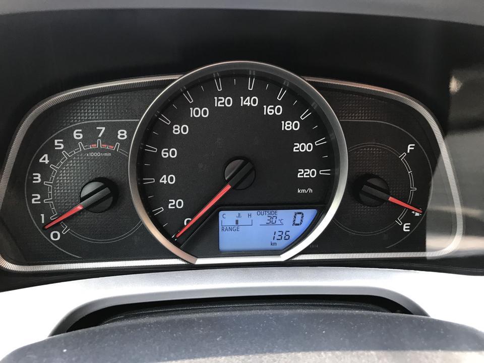 rav4荣放-丰田rav4怎么看剩余行驶公里？