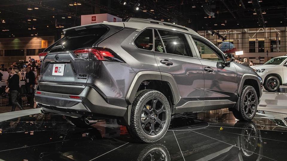 rav4荣放-2019丰田Rav4肌肉感太强，哪里能买到？？