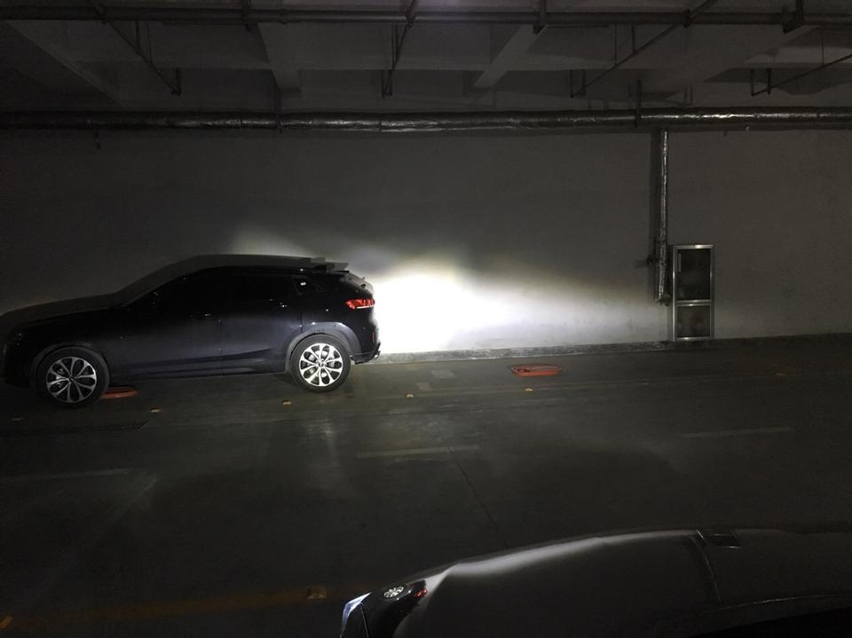 rav4荣放-16款RAV4改过大灯的友友们。帮忙推荐一款远近光一体的。 现有LED的近光不错 远光有点散。 谢谢