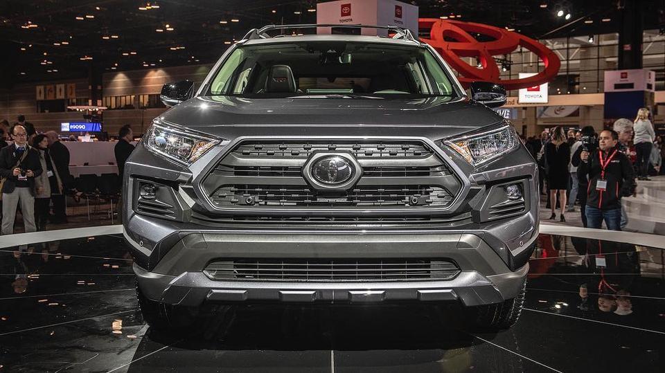 rav4荣放-2019丰田Rav4肌肉感太强，哪里能买到？？