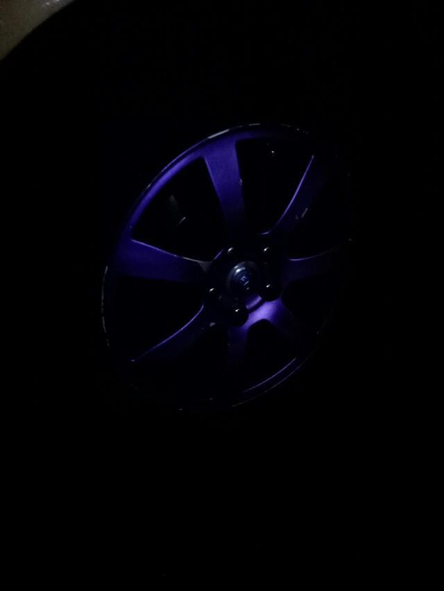 rav4荣放-轮毂喷漆多少钱？可以自己手动改装吗？
