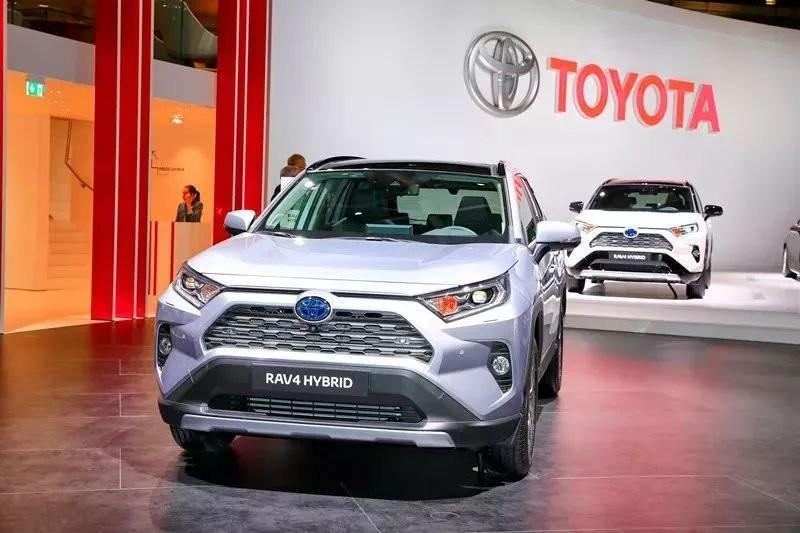 rav4荣放-我想知道新款RAV4大概多少钱能落地中配