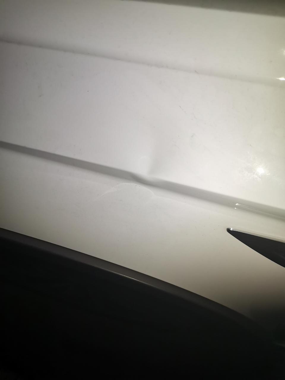 途岳新车被砸了一下，请问修复是去4S店好还是外面维修店实惠。修复会破坏漆面嘛