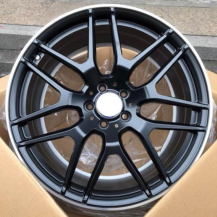 奔驰e级-奔驰E300L改20寸轮毂et值多少好啊？
轮胎配的米其林ps4s245.35.20后275.30.20
轮毂J8.5后9.5