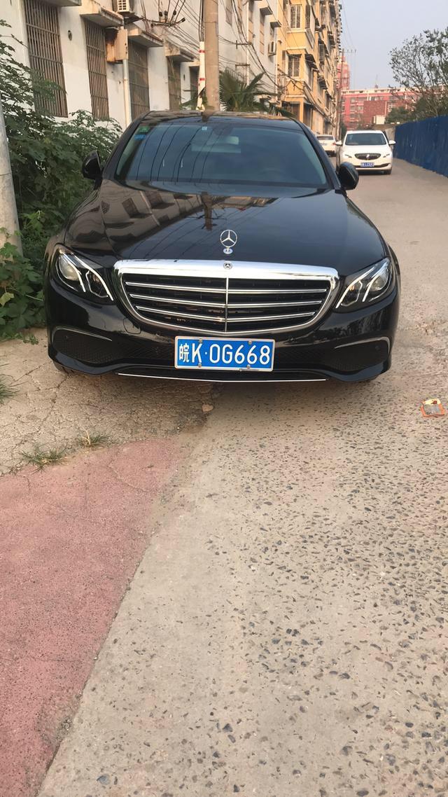 奔驰e级-这车各方面怎么样？多少钱开回家