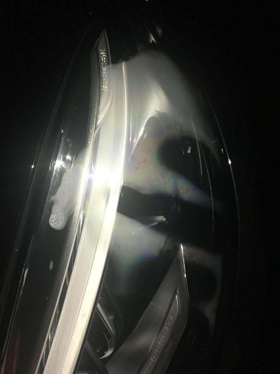 奔驰e级-大神昨天刚刚提的车，今天发现两个大灯有雾，这是正常的吗？还是质量问题？