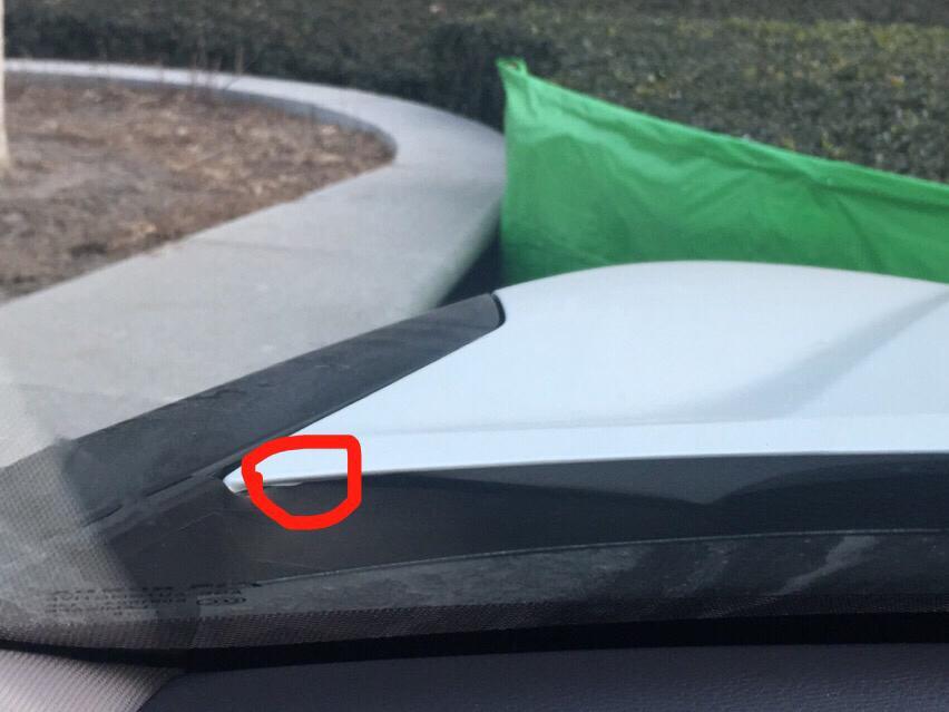 请问各位冠道车主你们的都是这样吗？还是就我自己这样，要是我自己的话是不是可以考虑是从心喷过漆或者有问题呢