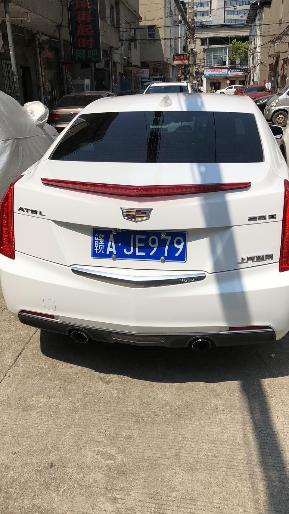 凯迪拉克ats-l-ATSL原车白色贴什么颜色膜好看？
