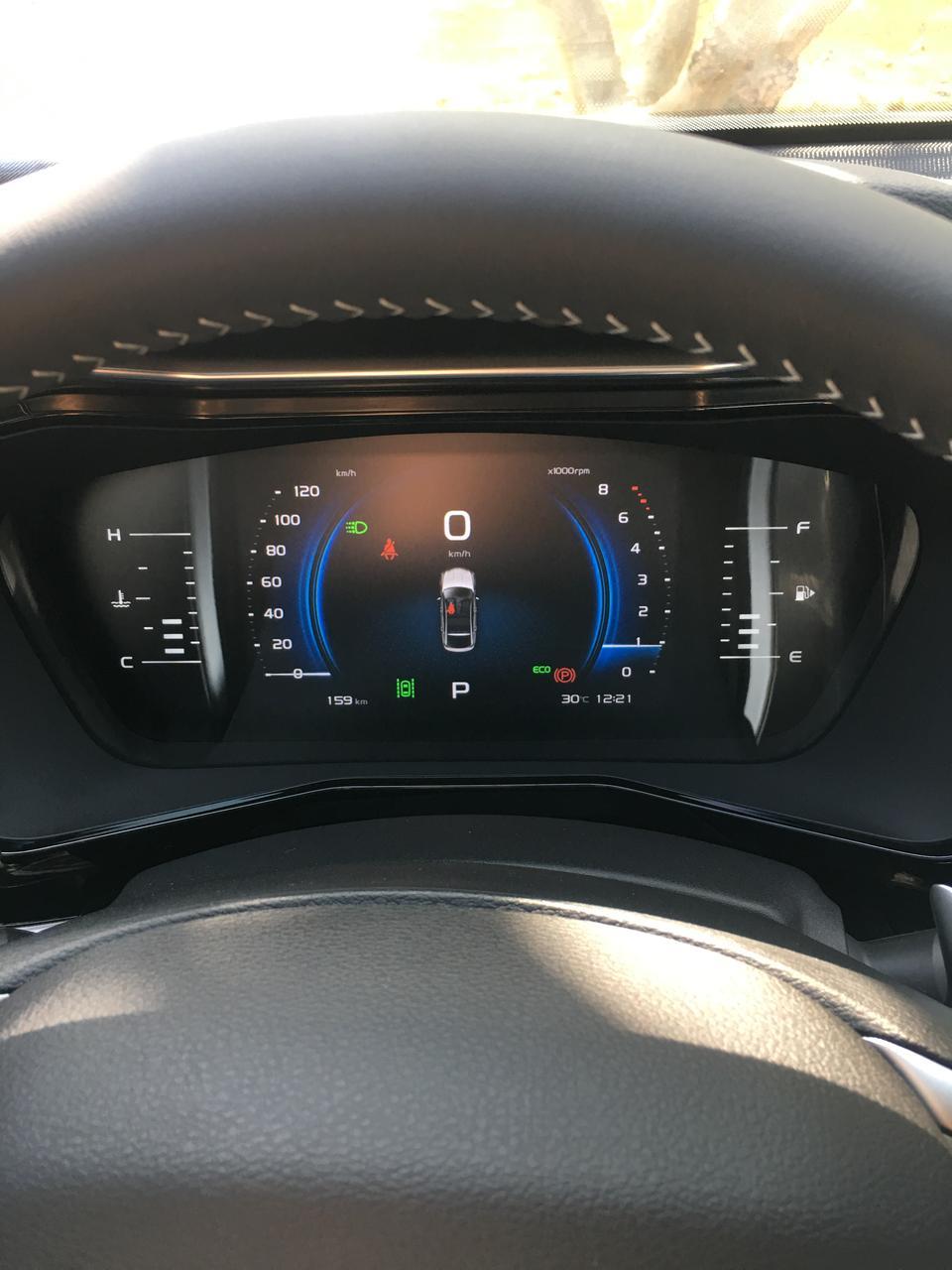 星越，2.0新车，没有调过，跑高速方向盘自动控制，什么原因？怎样解决？
