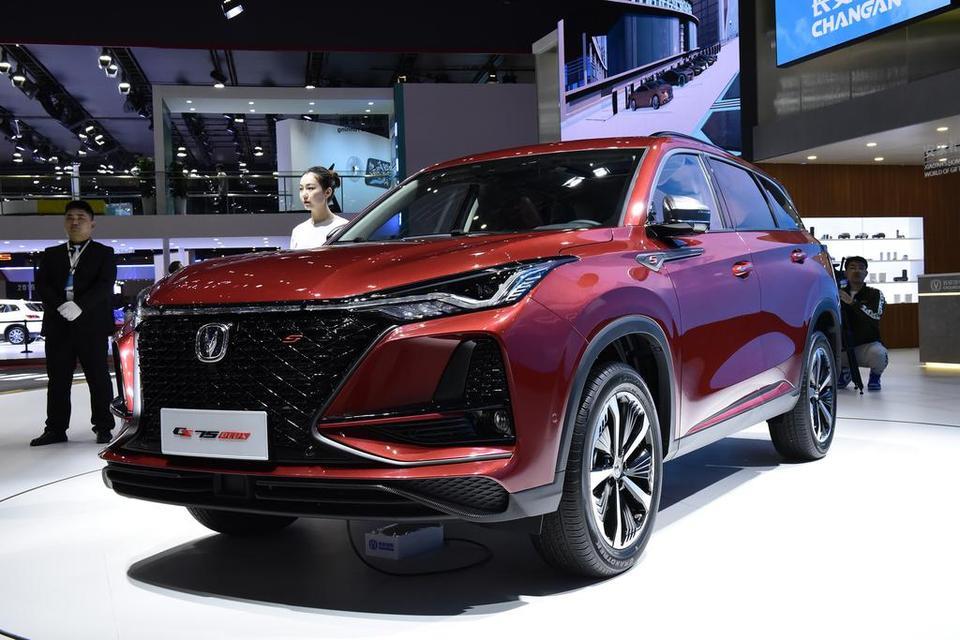 奇瑞 新瑞虎8
长安 cs75plus
吉利 星越
怎么选？
上面两个价位应该差不多
猎豹 coupe 怎么样？