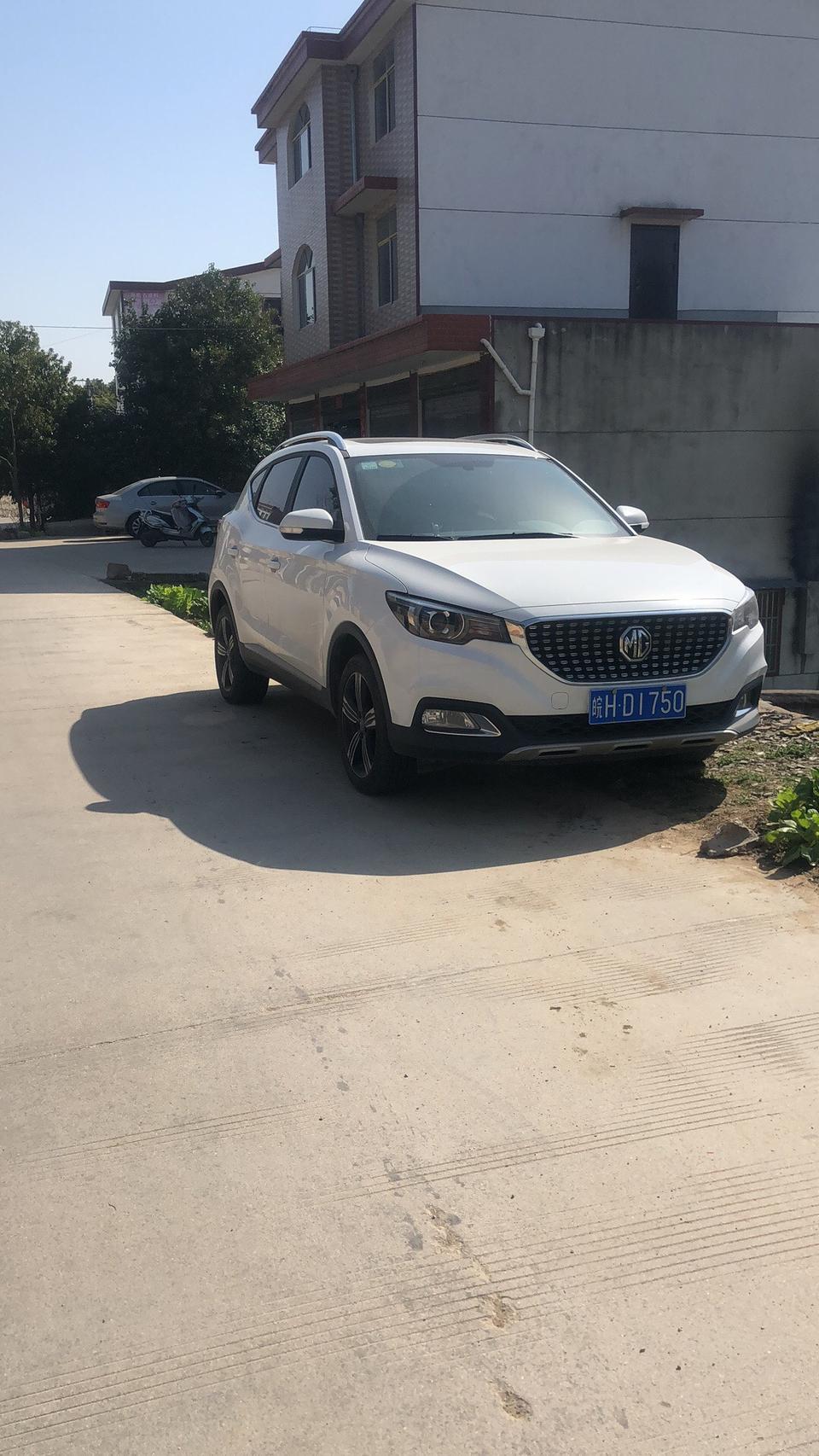想请教一下老司机，车子启动的时候会有一点咯吱咯吱的声音，听声音是从轮胎处发出的，跑一小会就没有了，或者踩一下刹车也没了，这个是什么问题，需要检修吗？名爵zs18自豪，开了6000多了别什么问题都没有，就出现了这个小问题