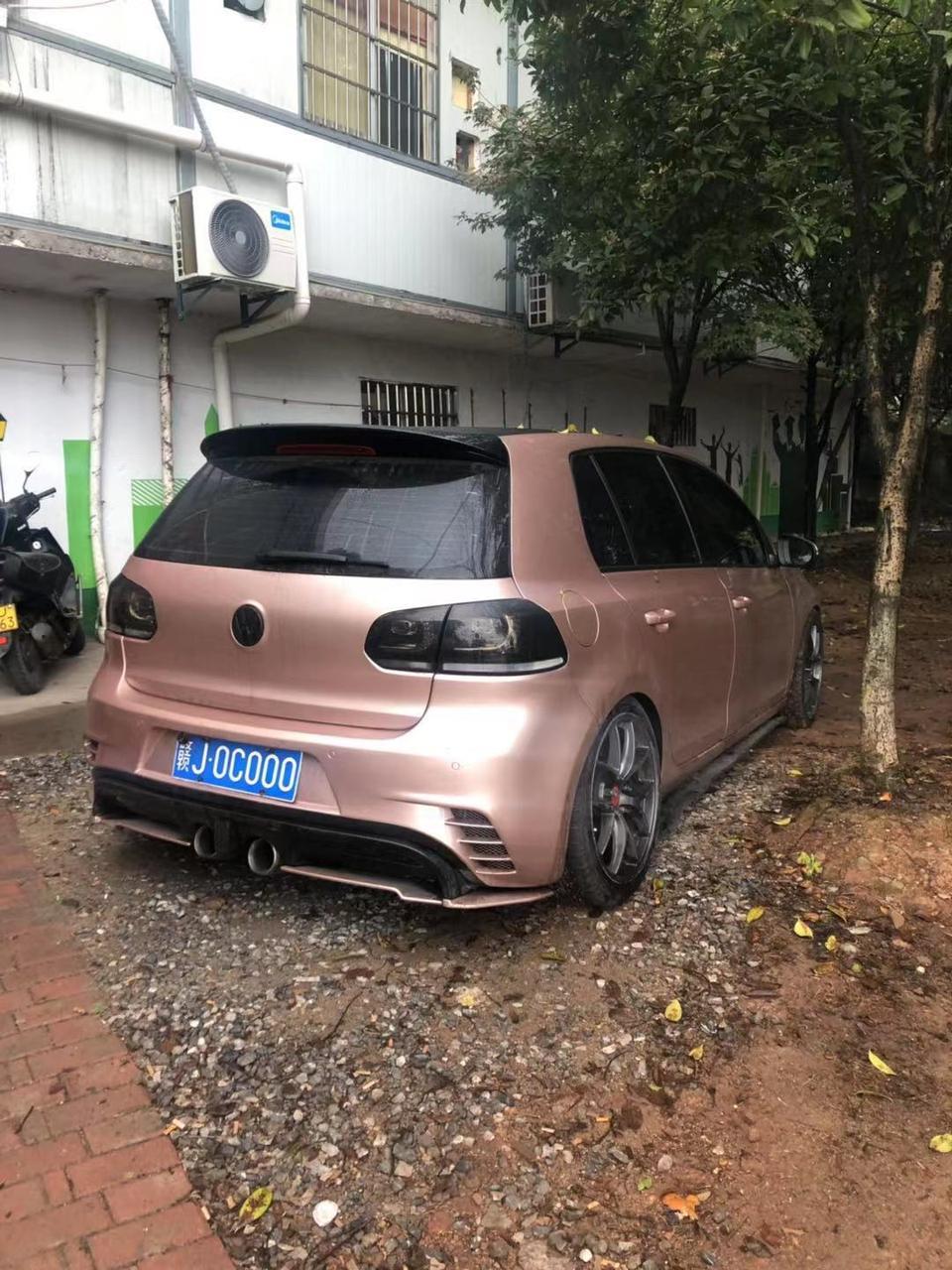 11年高尔夫，改了R20外观，绞牙避震，运动座椅，排气，六万二买值得吗？各位