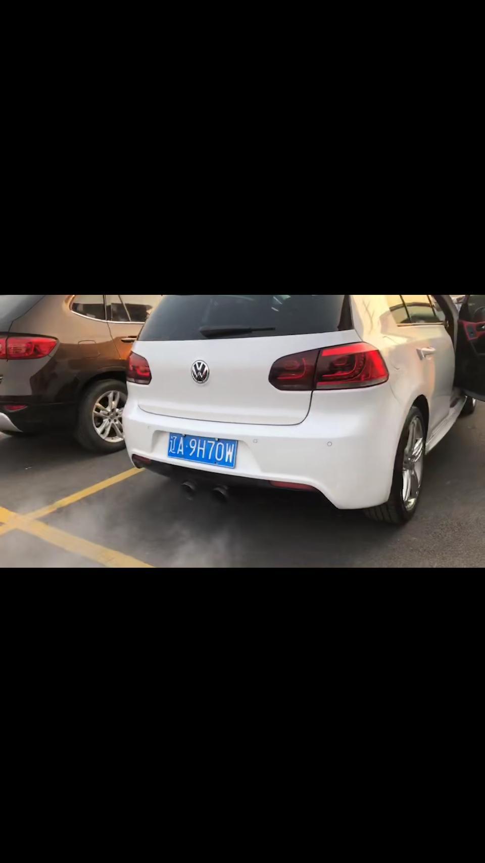 高尔夫-大家看看这是什么车？  四驱的，自动挡