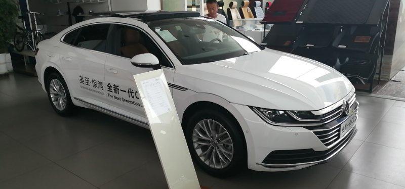 大众cc-展厅车，380魅颜，加了夜景仪表，大屏，ACC，防碰撞主动刹车，落地271000贵嘛？