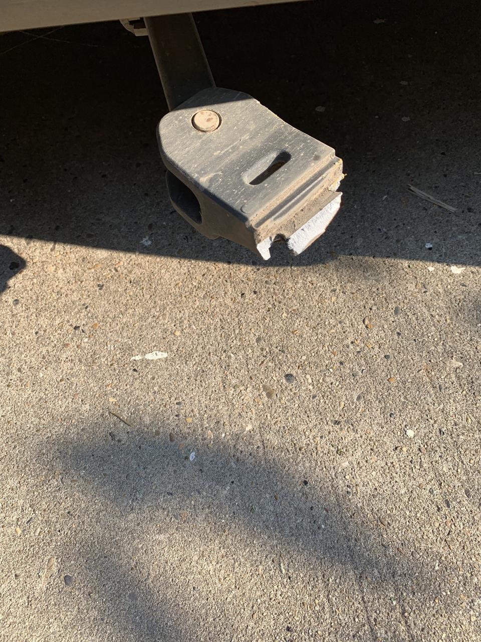 唐燃油板电动踏板怎么拆