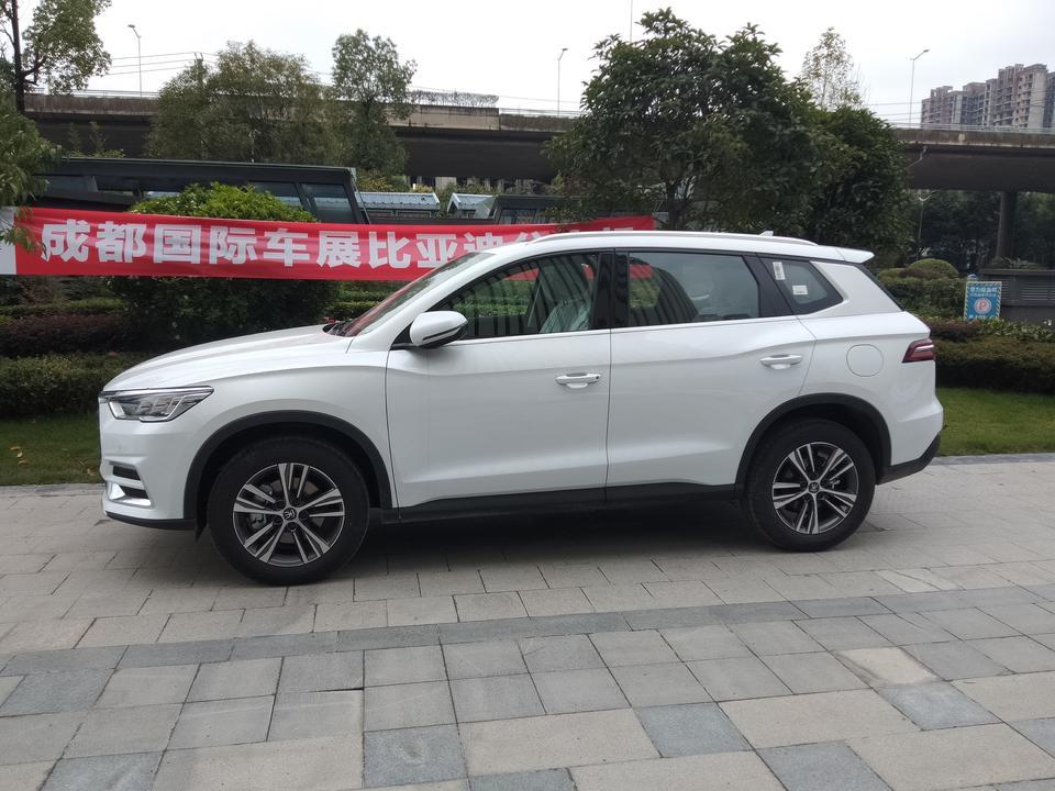 宋pro-这车多少公里保养啊？还有首保多少公里保养啊！