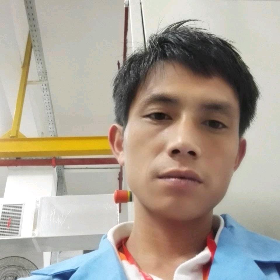 宋pro-有七座的吗？我想买的。