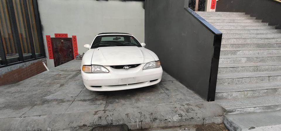 mustang-这是野马哪一款车？求解