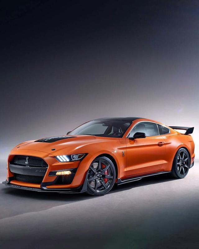 mustang-2020款福特野马 跟19最大区别啥啊，预售价知道吗？