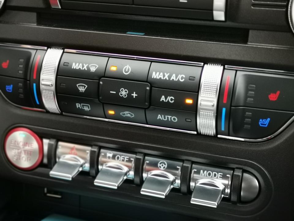 野马mustang熄火后点烟器和usb接口一直通电，有什么办法熄火锁车后一起断电呢？