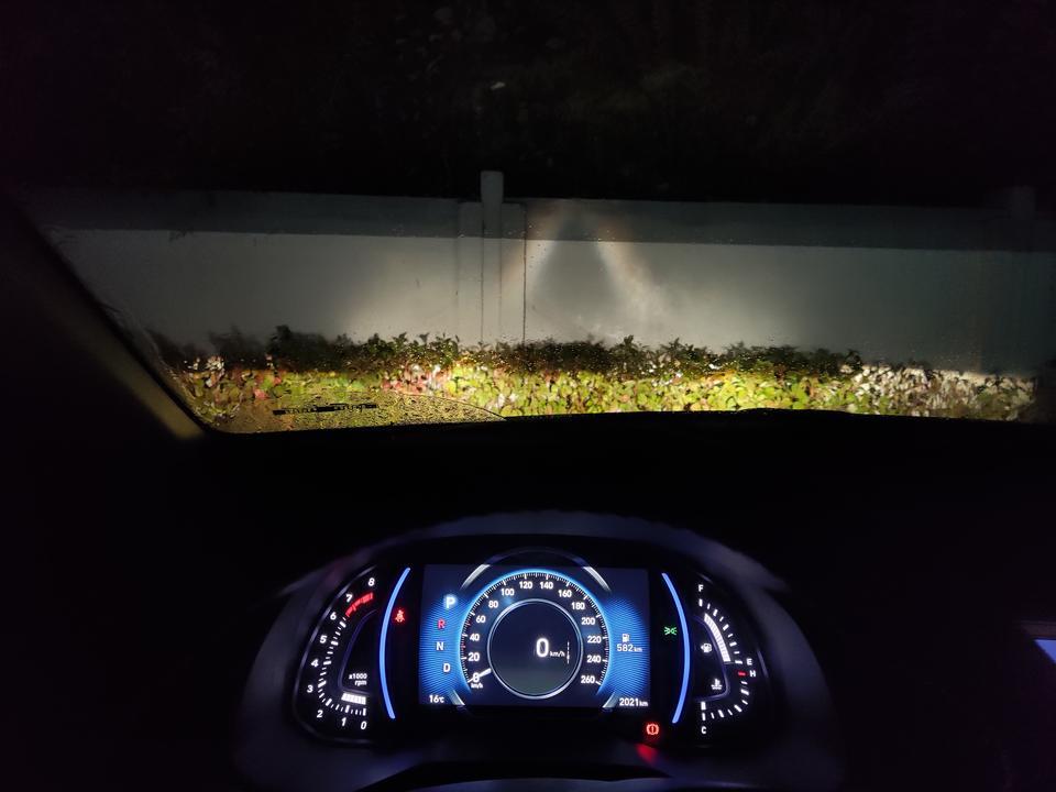 2019款领动大灯带透镜么，想夜路走的比较多想换LED灯，途虎的怎么样