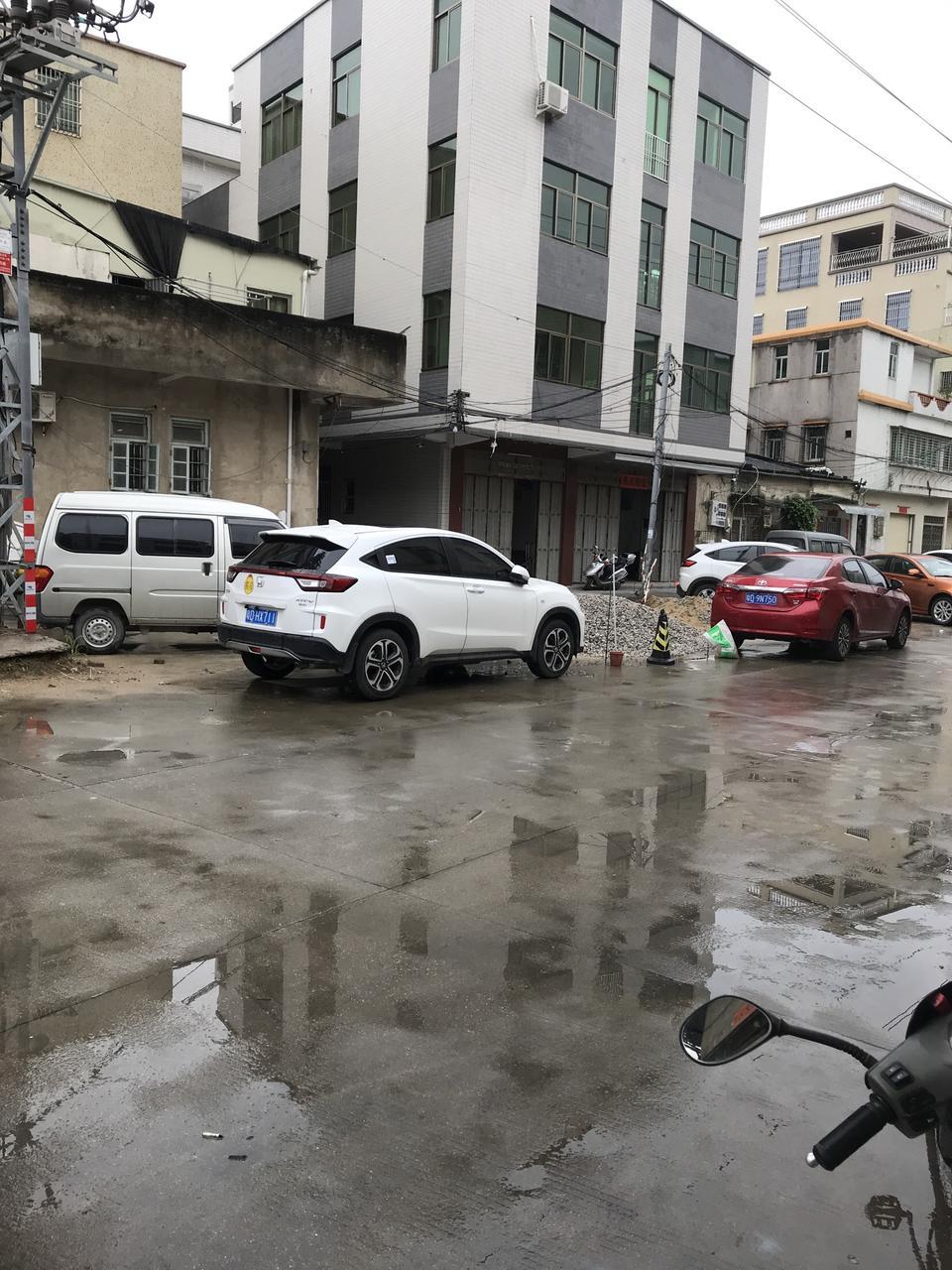 本田xr-v-加装胎压监测系统好用吗？大约多少钱？要到修理厂装？还是自己买来装就好？