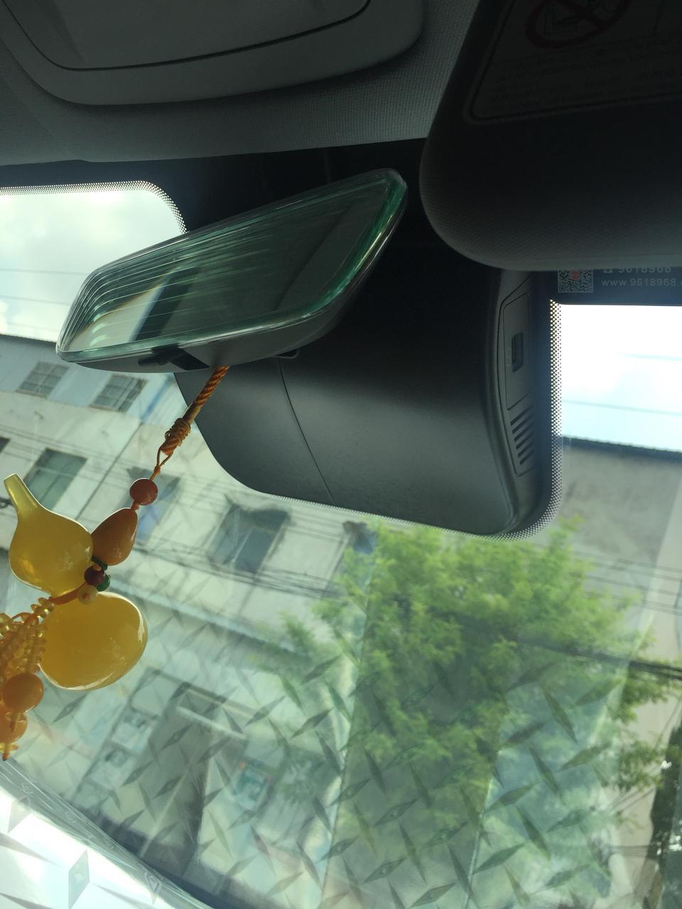 瑞虎8-请问大家的豪华版虎8怎么装行车记录仪？