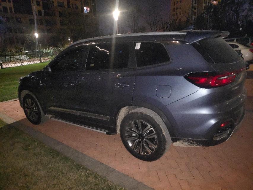 奇瑞瑞虎8自豪5座，有一键升窗功能吗?如果有，怎么激活?