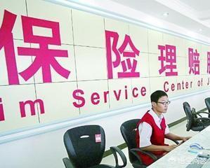 雷凌-交通事故车主全责，伤者既要保险公司赔偿也私人掏钱,怎么办？