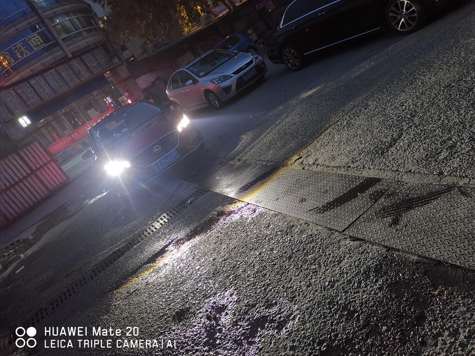 名爵6-我的mg6是19款自动运动版本  为什么车载蓝牙会延迟 放歌曲的情况下延迟大概在2—3秒的样子  但是打电话无任何延迟 各位 我想问问这是怎么回事